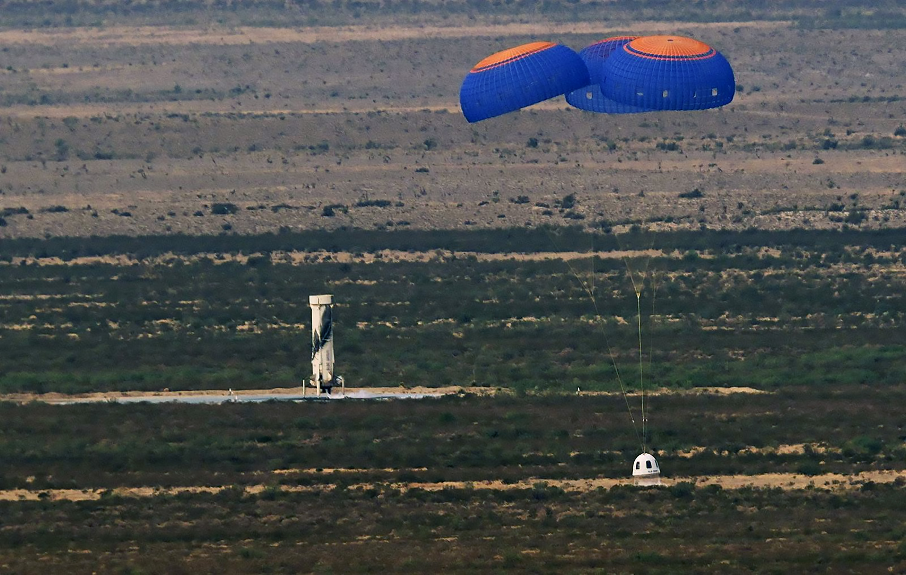 NS26 Capsule Touchdown